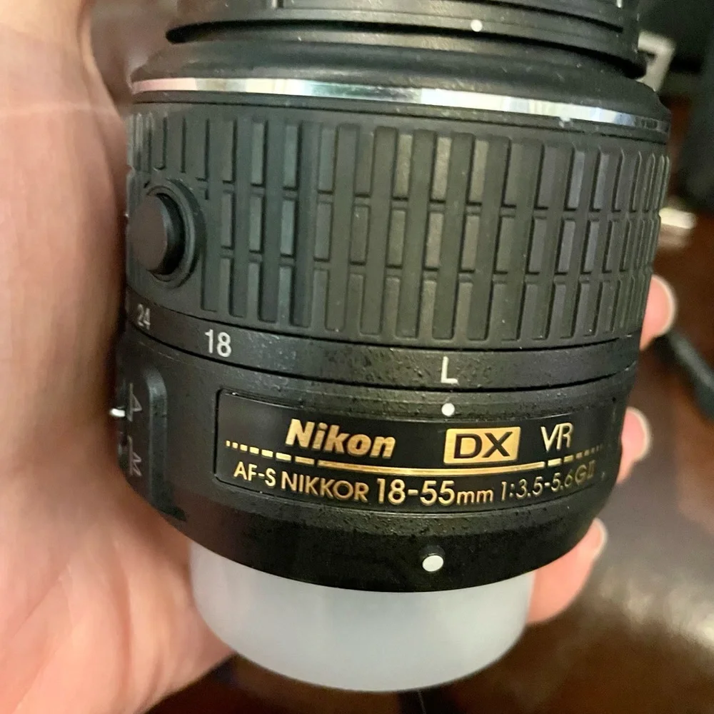 Nikon D3300 camera Digital SLR with 2 lenses and accessories ~ great value